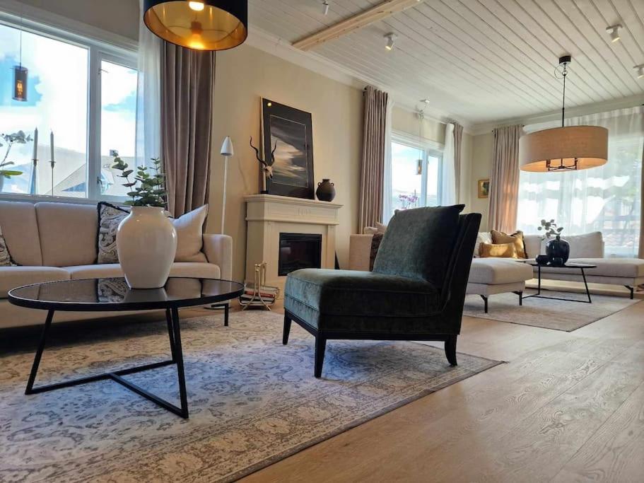 Villa Close To The City Centre Tromsø Eksteriør bilde